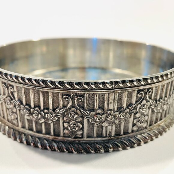 Silver Plated Wine Bottle Coaster Lion Center Medallion Floral Design - Picture 2 of 11